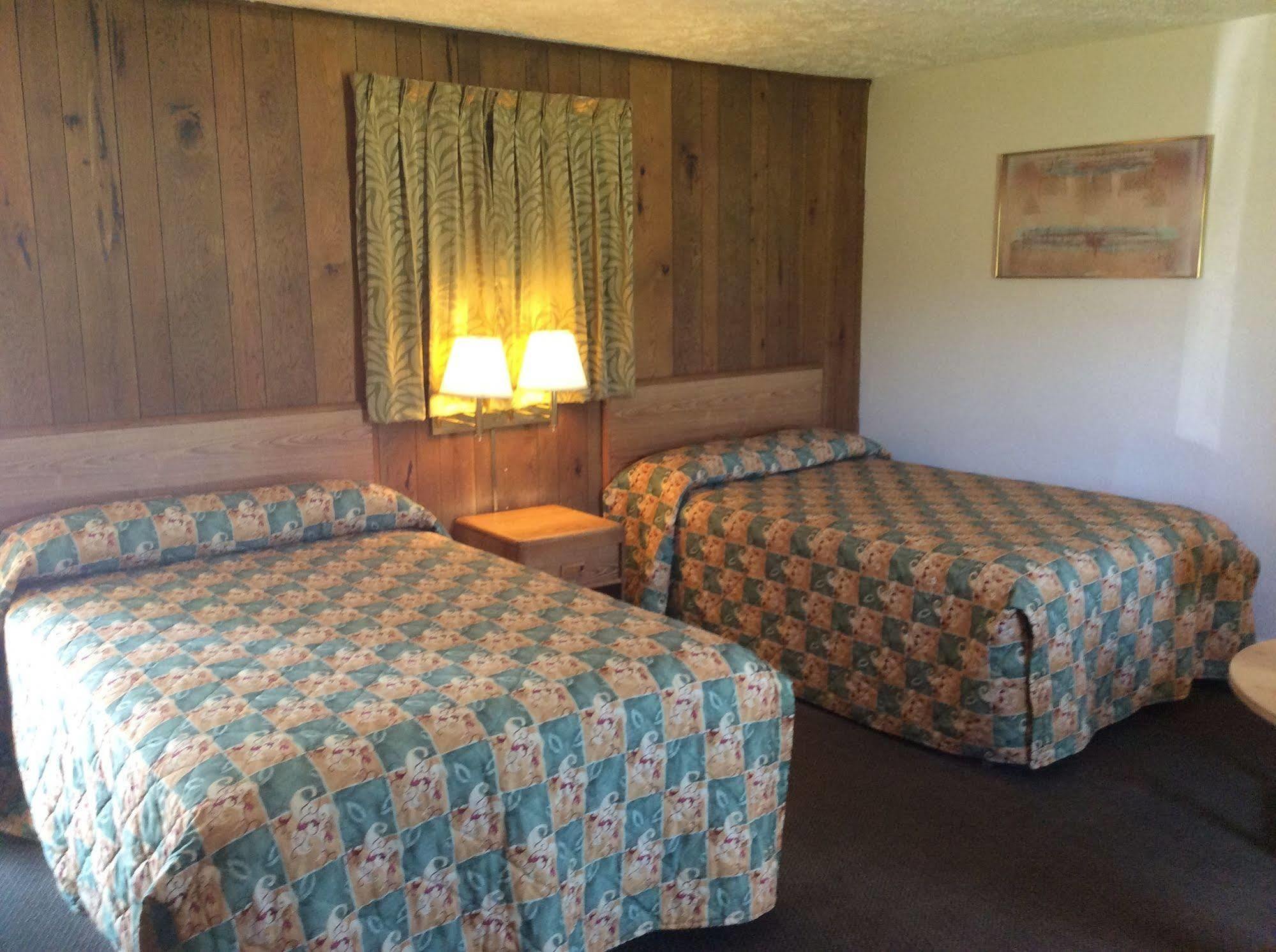 Woodridge Motel Terre Haute Exterior foto